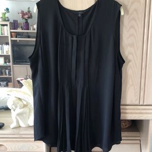 Plus size women’s top.